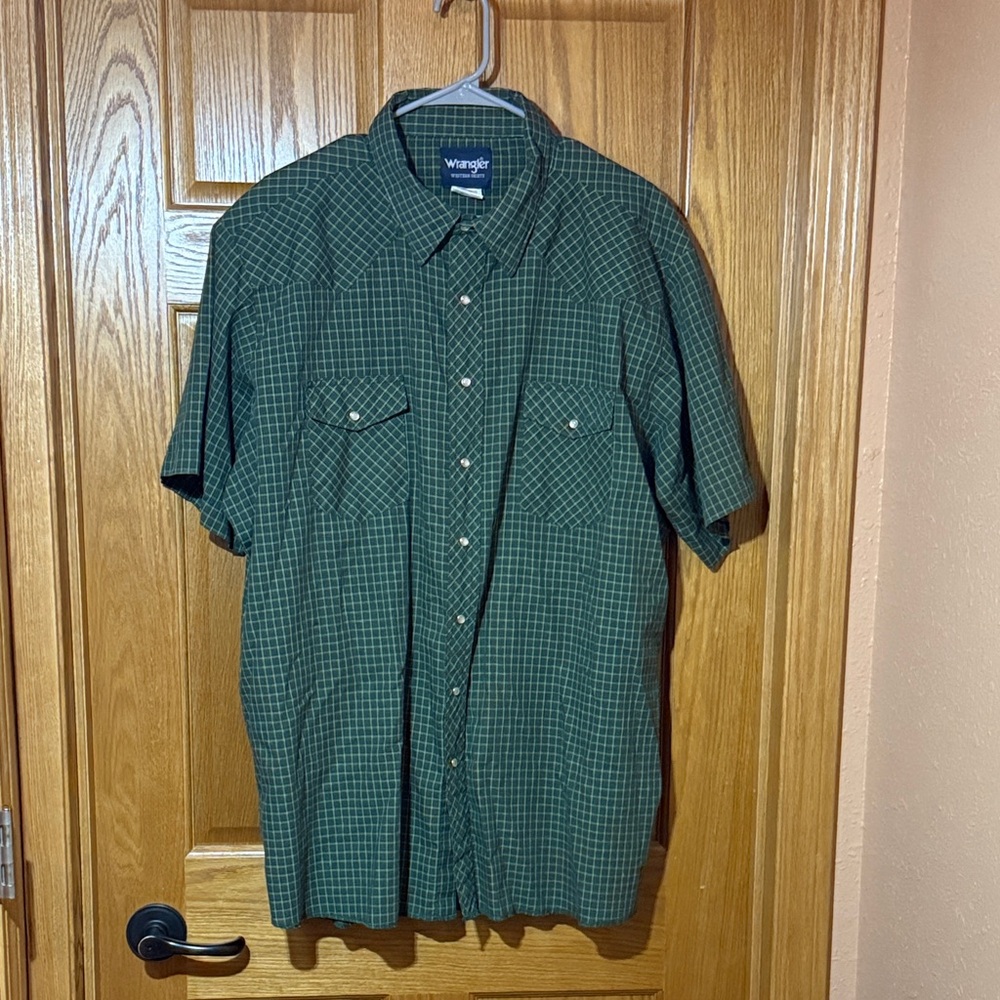 Wrangler Men's Dark Green Checkered Shirt
